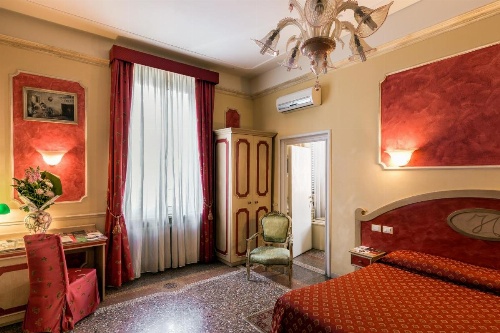 Antica Residenza D'Azeglio Room&Breakfast di Charme image 39